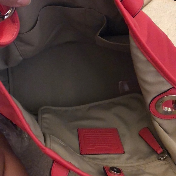 Used Coach Bag - Picture 3 of 4